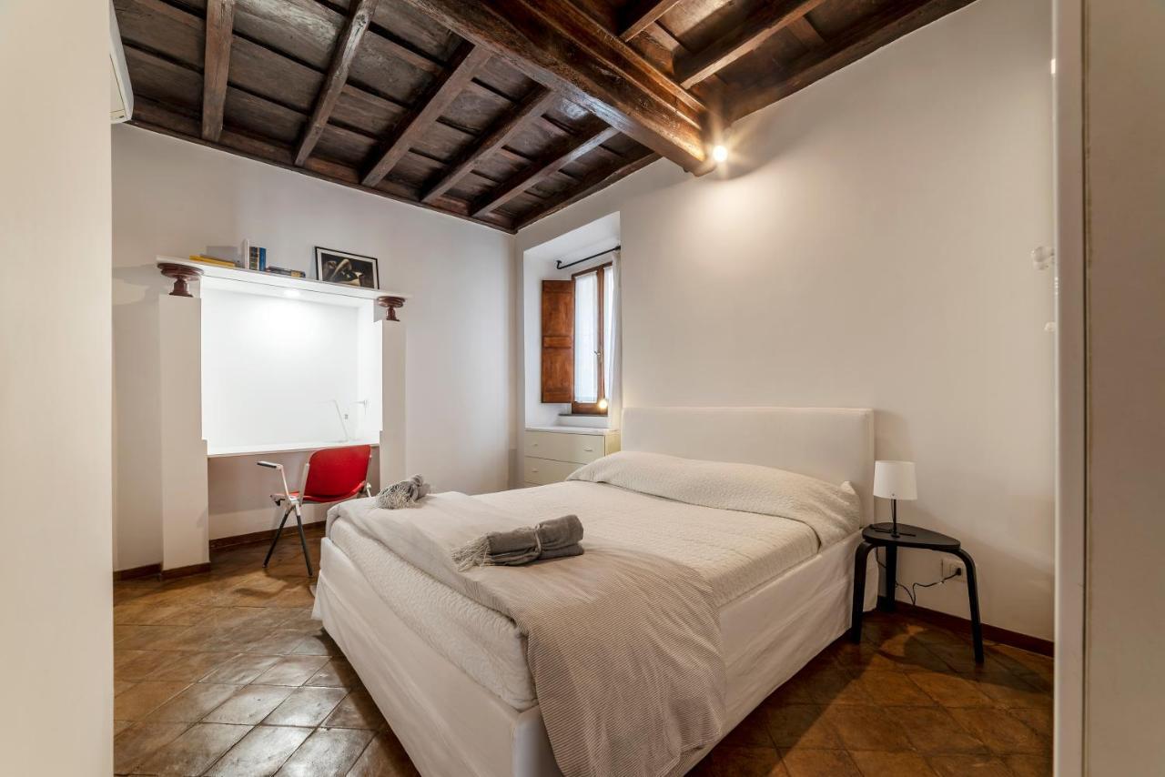 Colosseo & Fori Imperiali Wooden Flat Roma Exterior foto