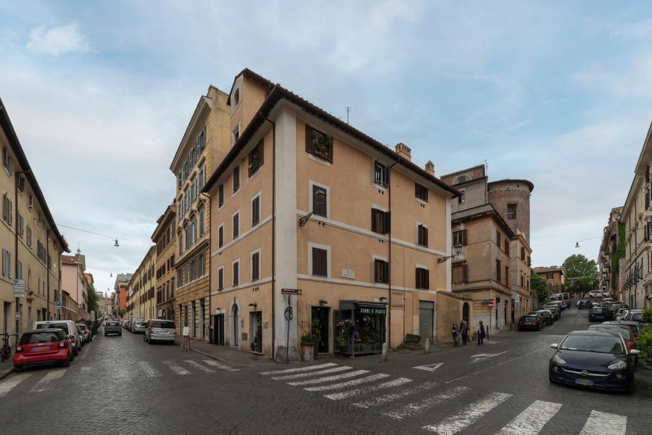 Colosseo & Fori Imperiali Wooden Flat Roma Exterior foto